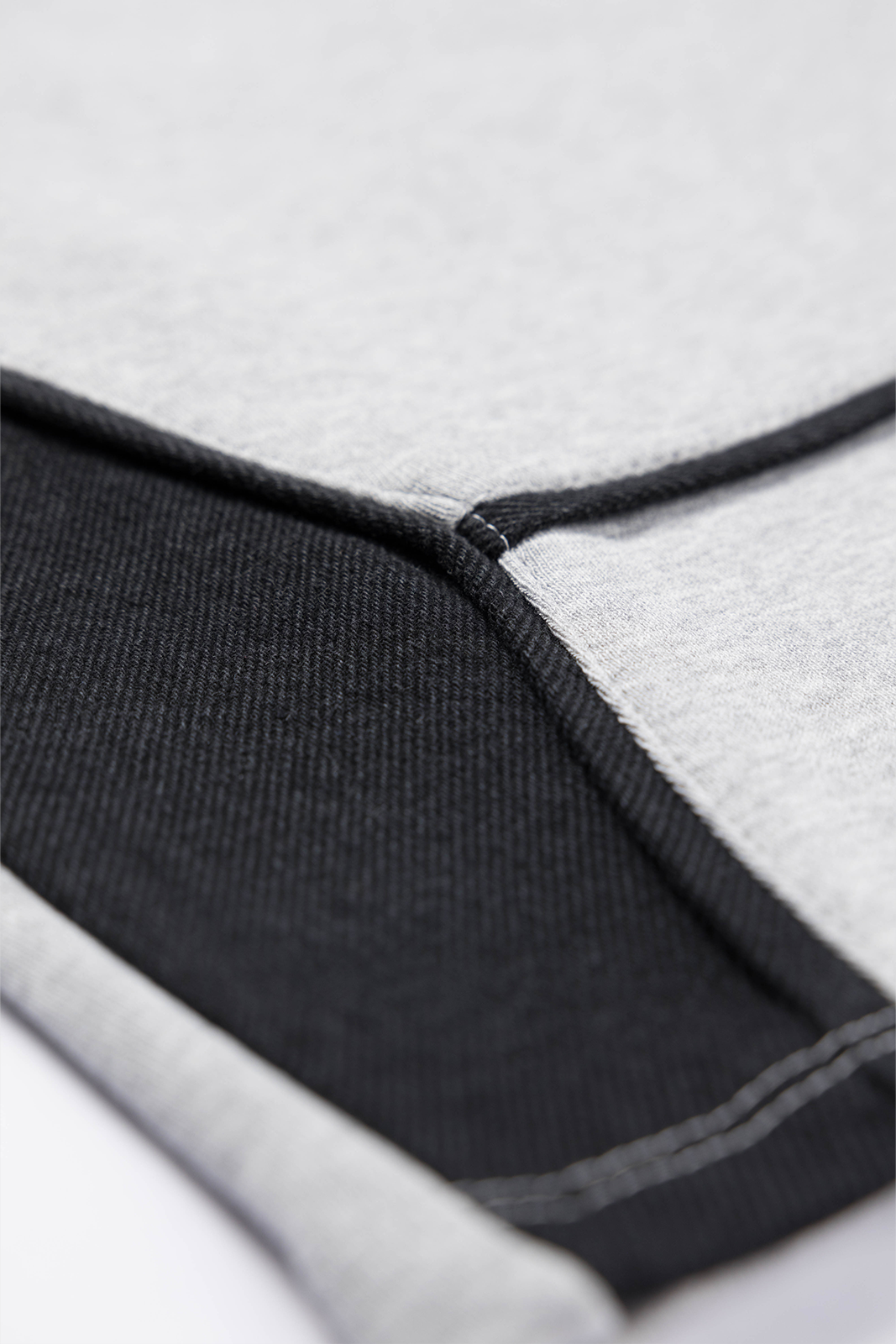 Fine Line Shorts Grey