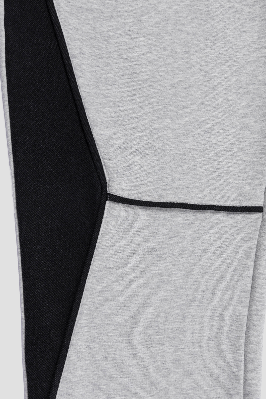 Fine Line Sweats Grey