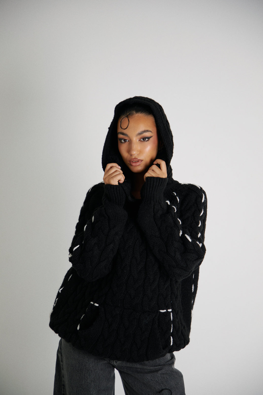 Cable Knit Pullover Black