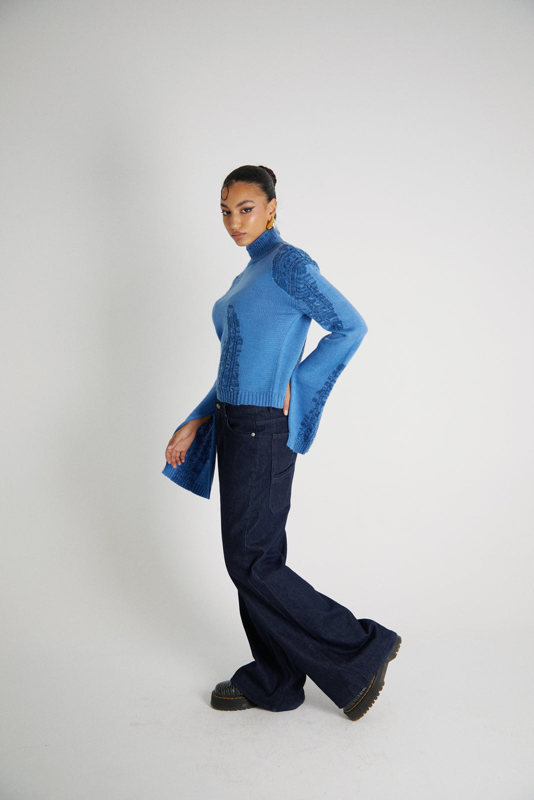 Sneak Peak Indie Blue
