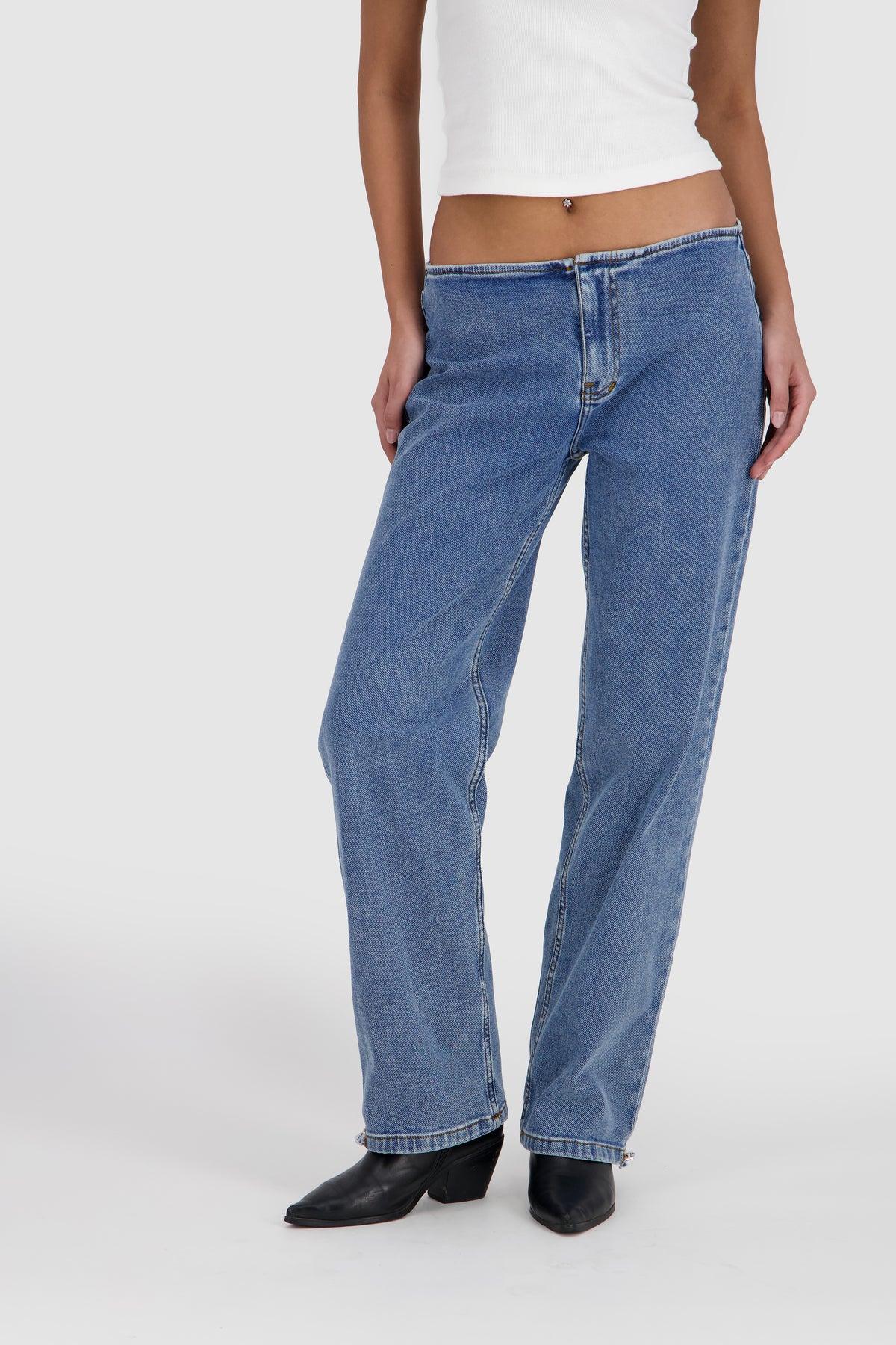 Square Pocket Jeans -LA Blue