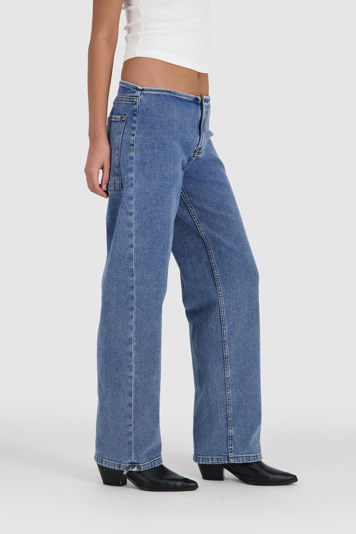 Square Pocket Jeans -LA Blue