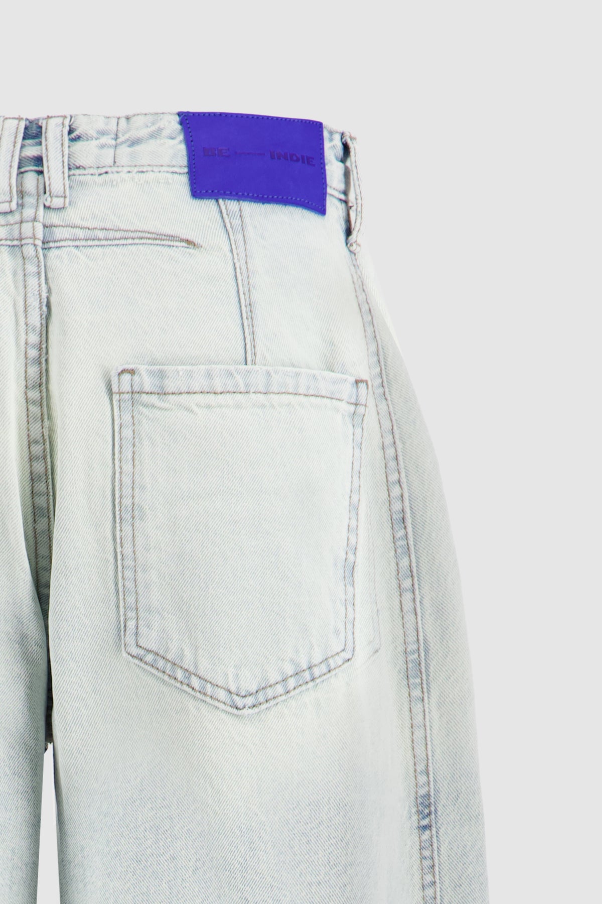 Barrel Jeans -Stone Ice Blue