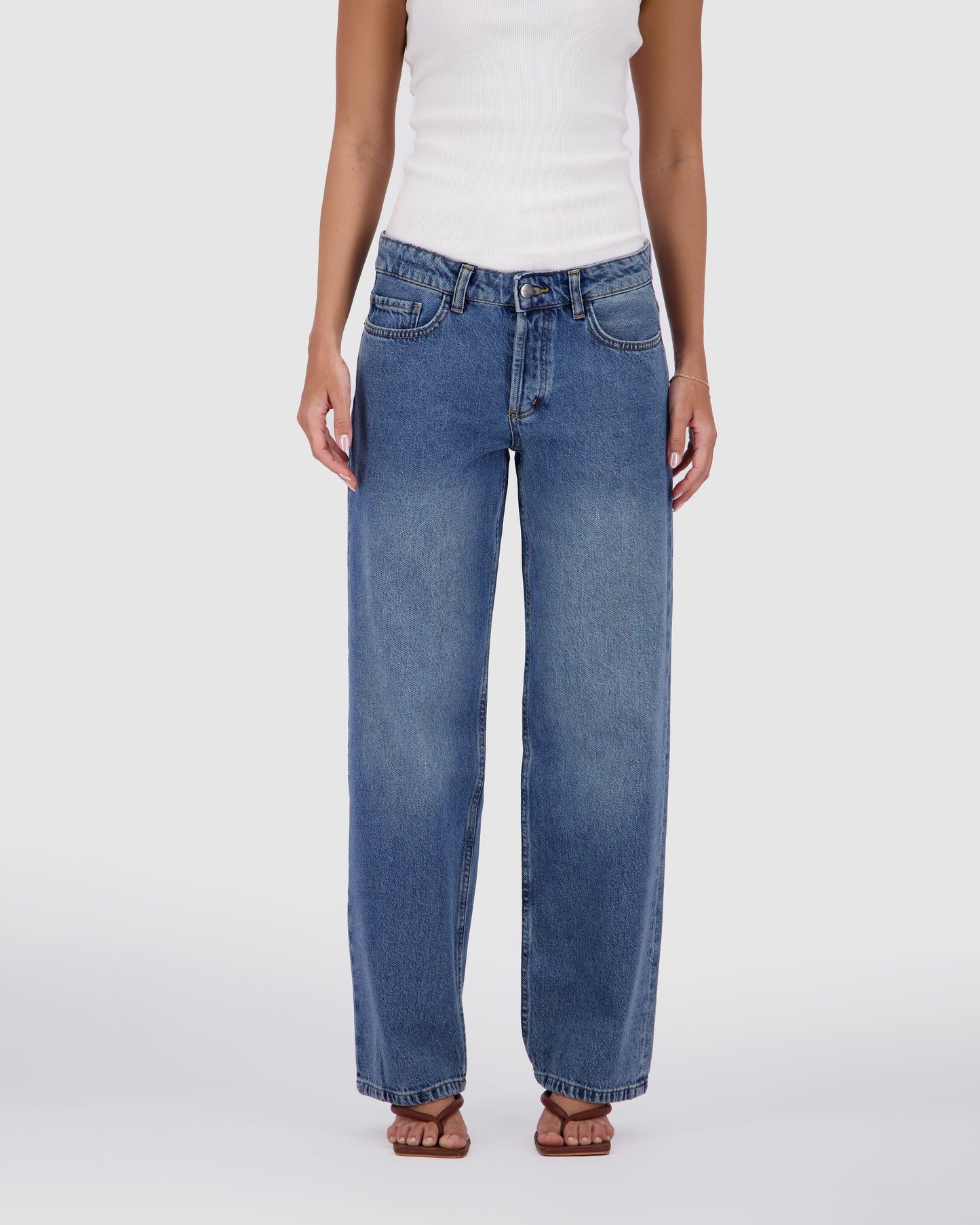 Straight Leg - Dirty Medium Blue
