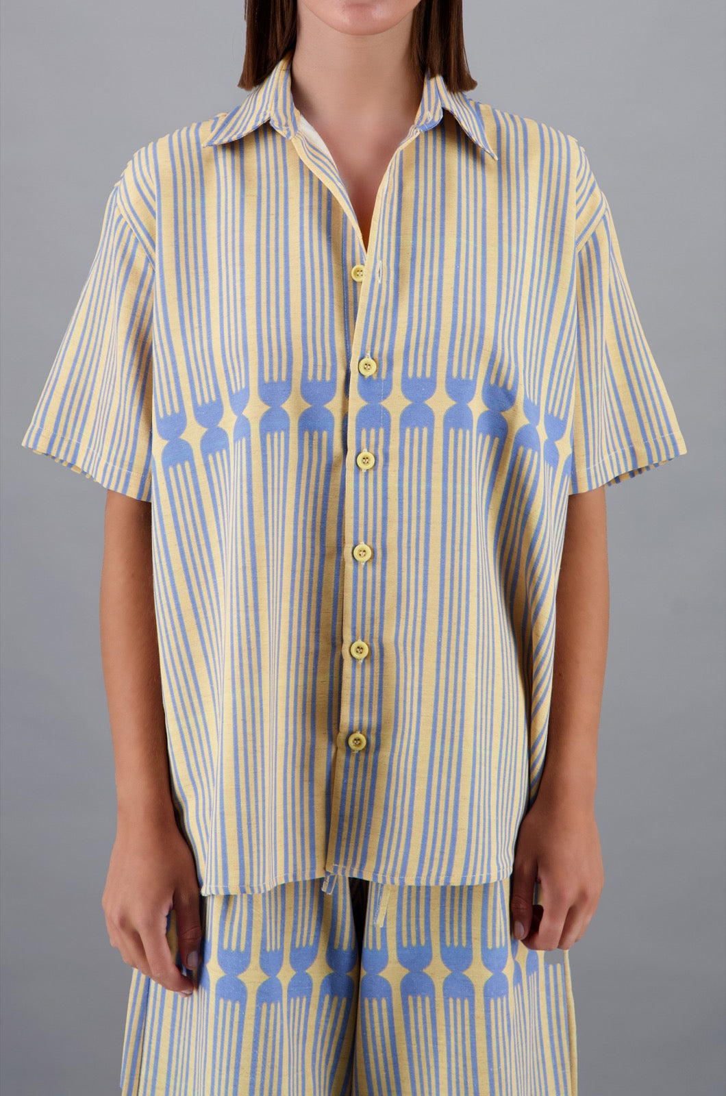 Tableware Shirt Yellow & Blue Print