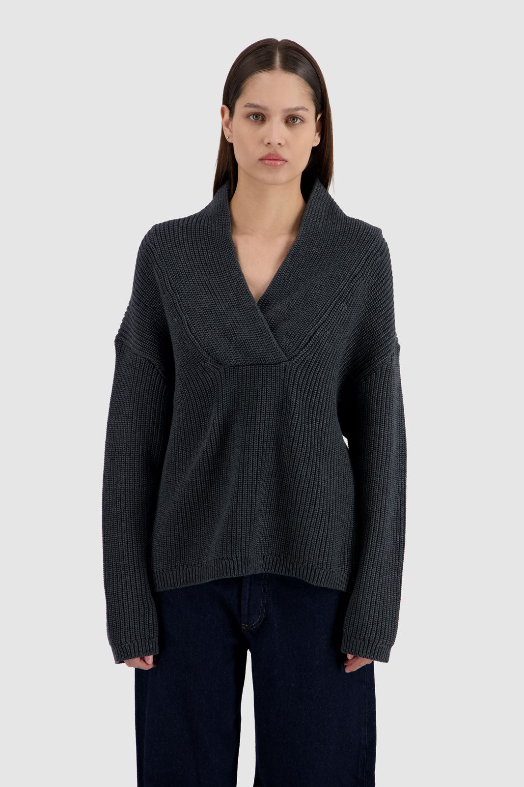 V-Sweater Grey