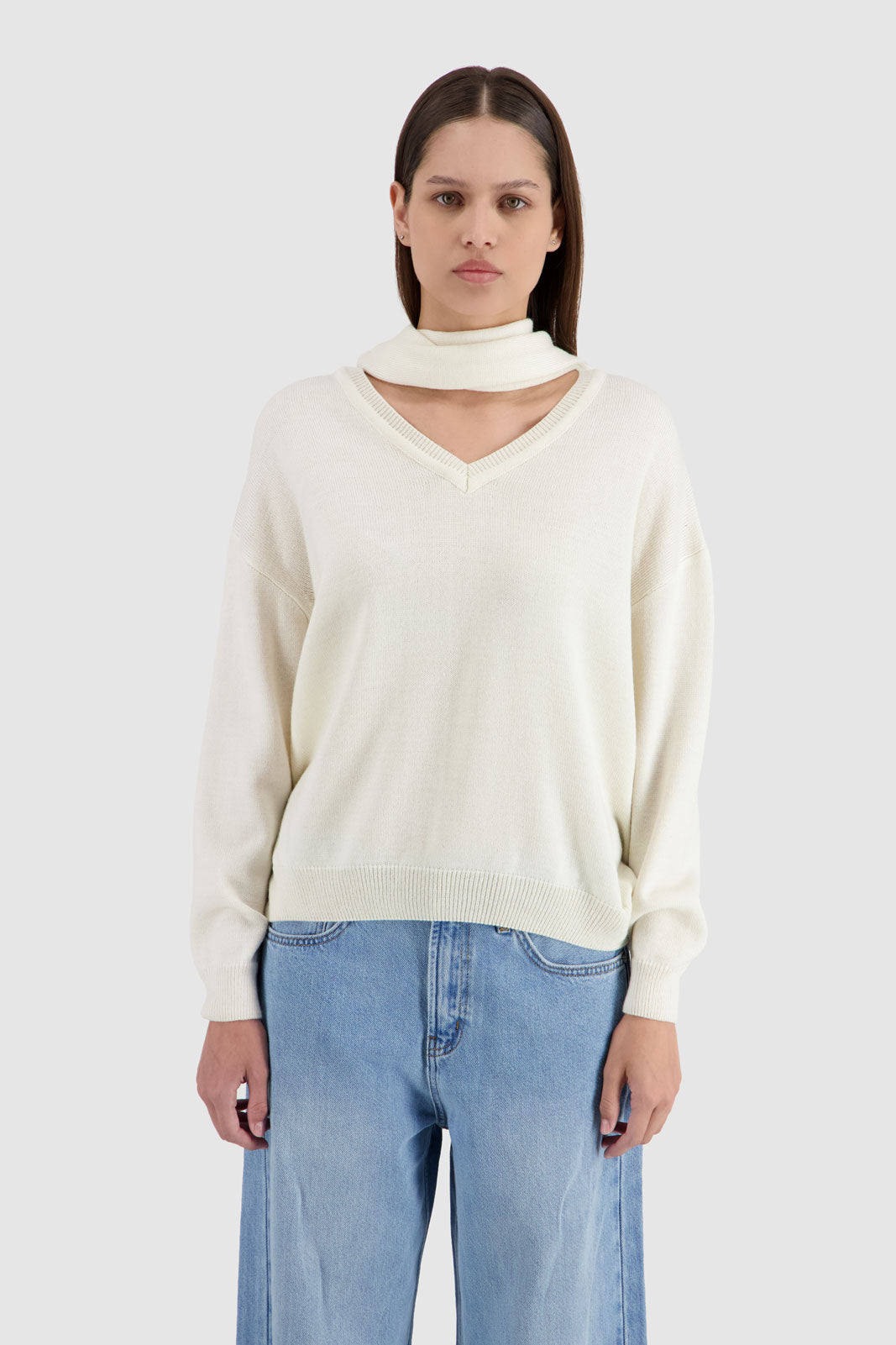 Scarf Sweater White