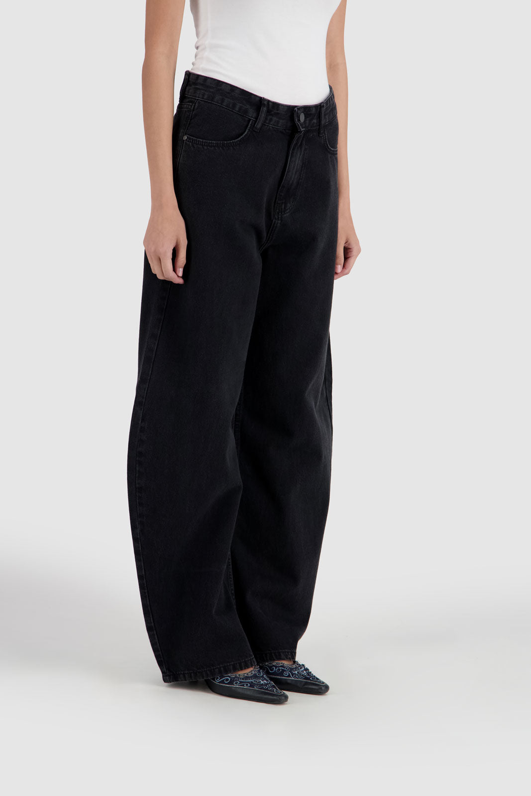 Barrel Jeans Black