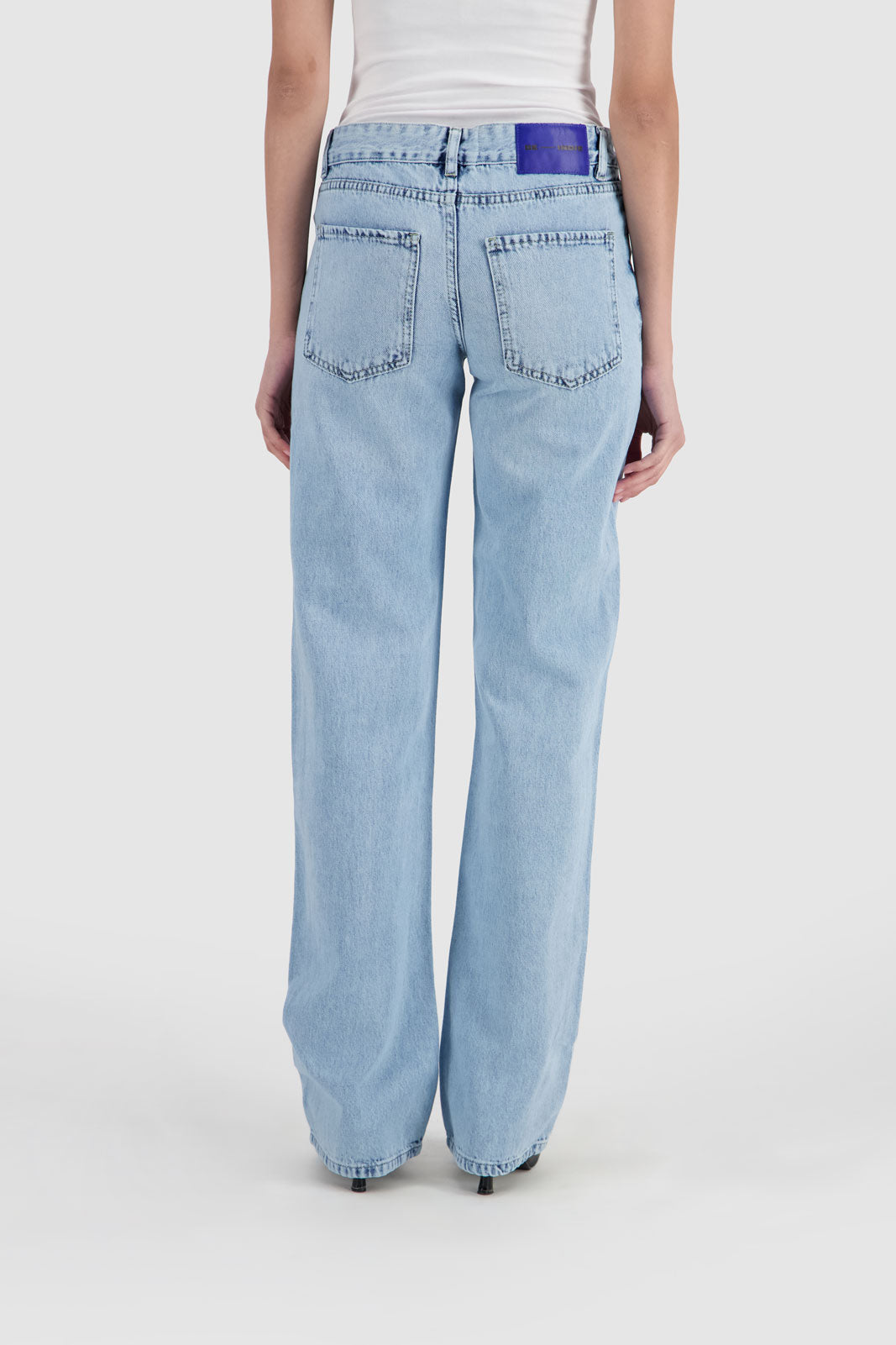 Straight Leg Jeans Sky Blue