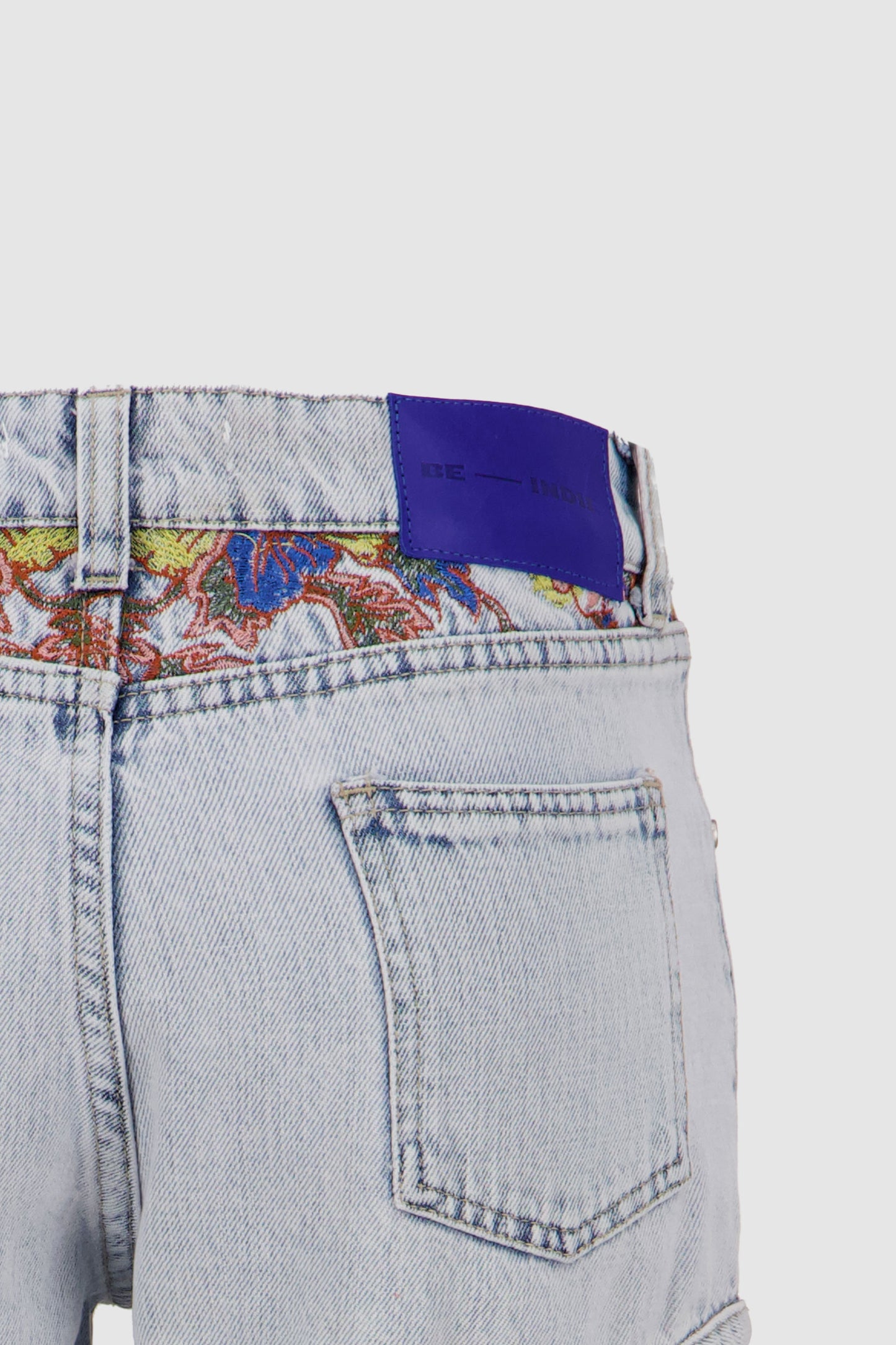 Be Hot Floral Shorts